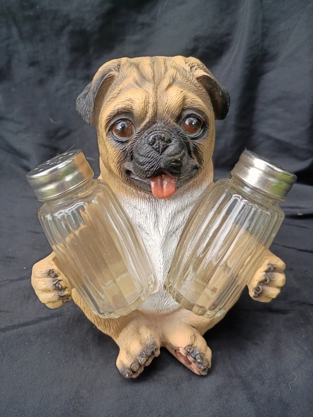 Adorable Hugging Tan Pug Dog Decorative Glass Salt Pepper Shakers Holder